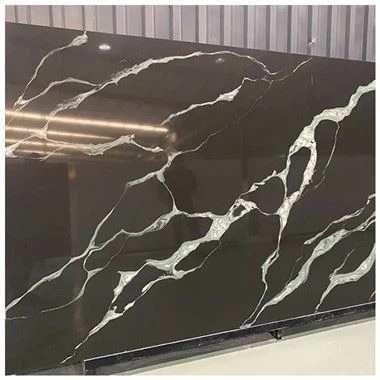 Dalles de Quartz Calacatta Noir