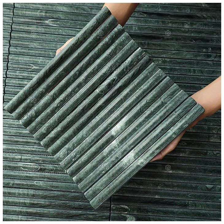 Carreaux de mosaïque cannelés en marbre vert foncé