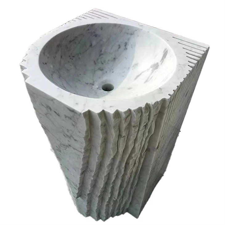 Lavabo en marbre sur colonne